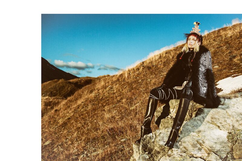 L'Officiel Hellas — Nomade — image 3 of 6